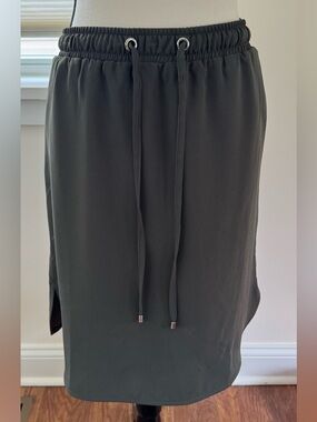 Comfy Ann Taylor Skirt-L